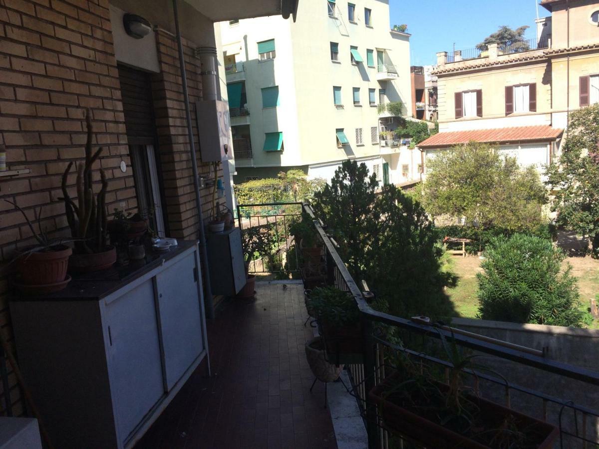 Roma Manuela'S Cozy Guest House Trastevere Exteriör bild