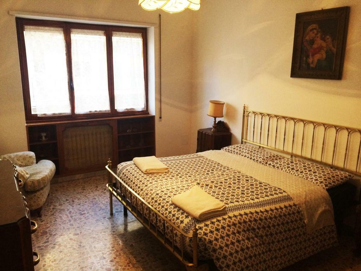Roma Manuela'S Cozy Guest House Trastevere Exteriör bild